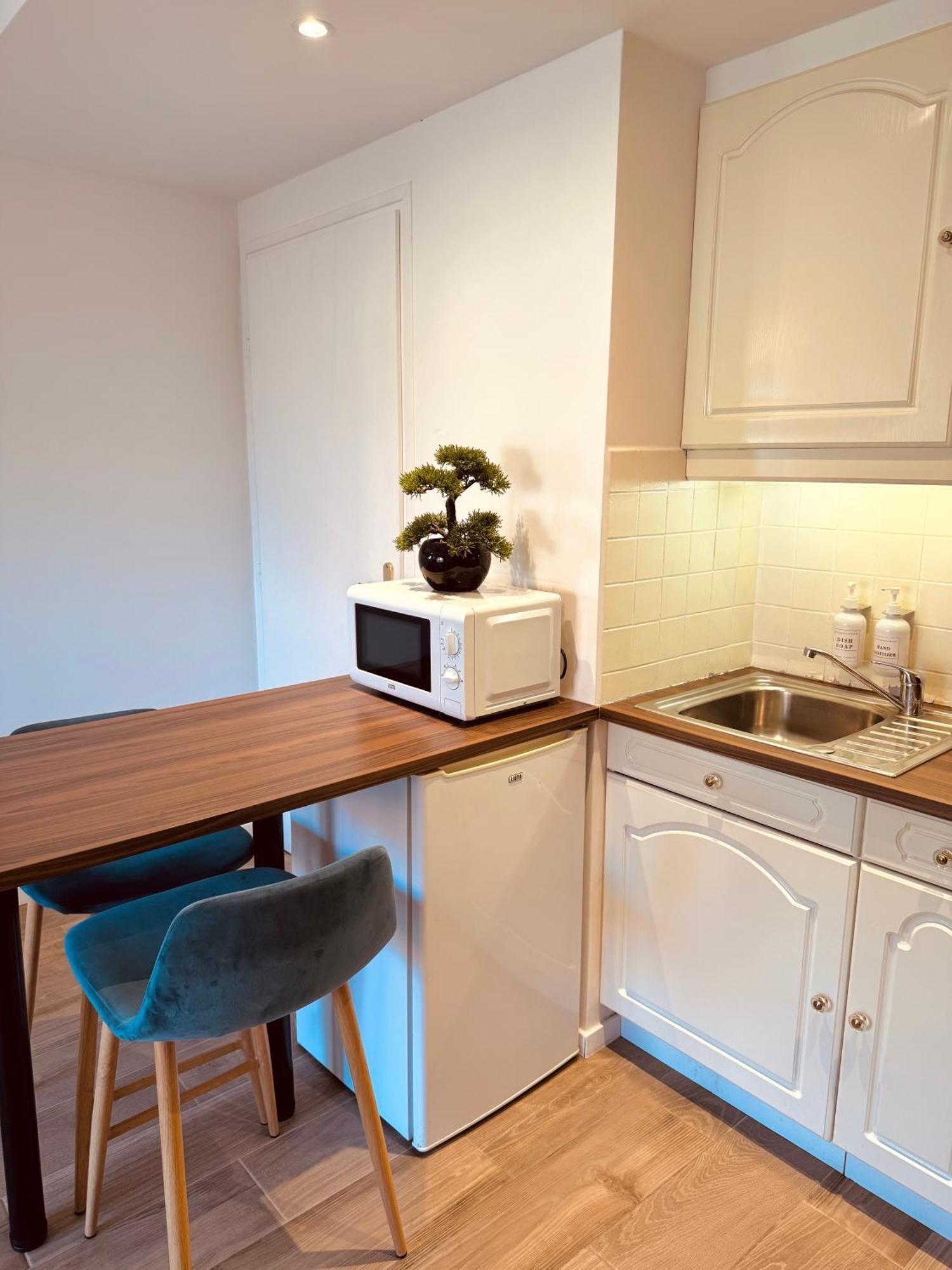 Claelle Appartment - 200M Beach Mandelieu Εξωτερικό φωτογραφία