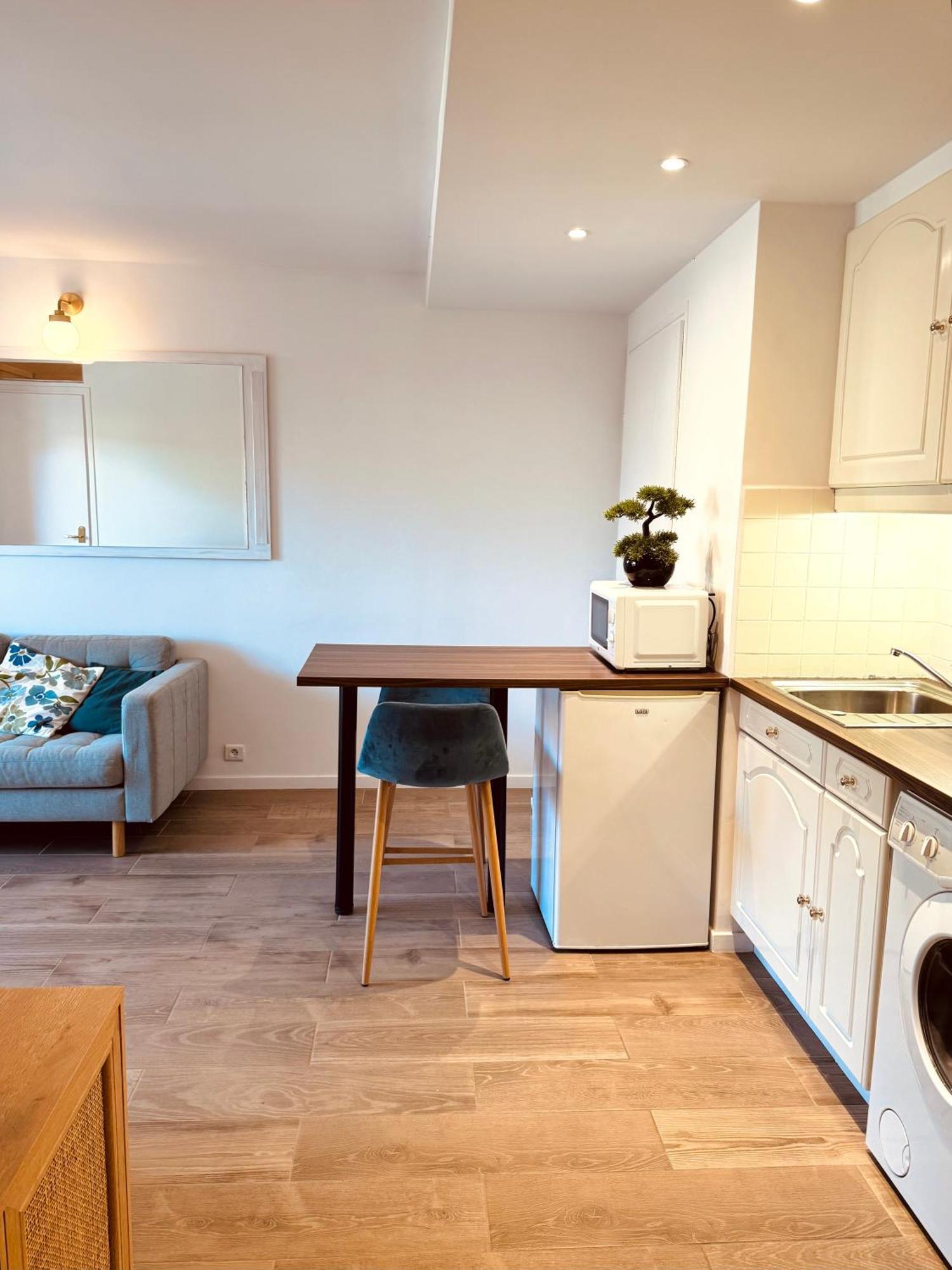 Claelle Appartment - 200M Beach Mandelieu Εξωτερικό φωτογραφία